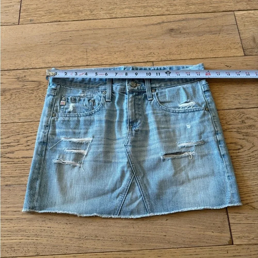 AG Adriano Goldschmied Box Skirt Distressed Denim Mini Skirt Light Wash 27 (941)